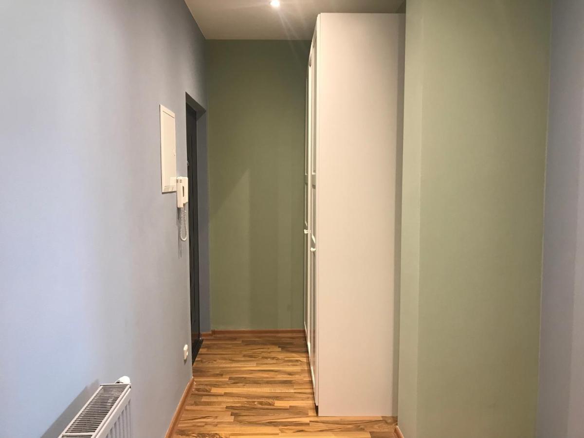 Attic Apartment On Waterfront / View / Netflix Prague Extérieur photo
