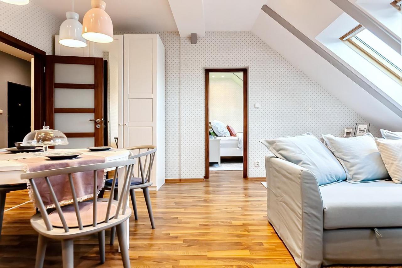 Attic Apartment On Waterfront / View / Netflix Prague Extérieur photo
